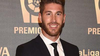 Sergio Ramos se relaja en la piscina y presume de abdominales al ritmo de Alejandro Sanz y Marc Anthony