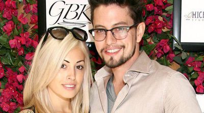 Jackson Rathbone ('Crepúsculo') y Sheila Hafsadi presentan a su hija Presley Bowie