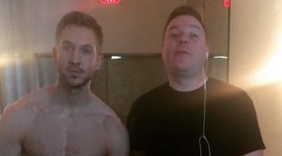 Calvin Harris presume de torso y abdominales posando en calzoncillos