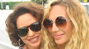 Vicky Larraz cuelga una foto posando con Marta Sánchez: "Para que luego digan que nos llevamos mal"