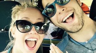 Anna Camp y Skylar Astin ('Dando la nota') se han casado al aire libre California