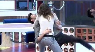 Primer beso en la casa de 'GH 17' con Clara y Miguel como protagonistas