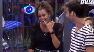 Percance en 'GH 17': Clara se estrella contra el cristal y se parte un diente