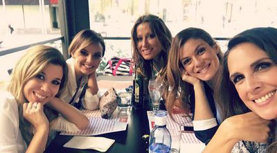 Chenoa, Natalia, Nuria Fergó, Verónica y Geno, de comida tras la rueda de prensa de 'OT. El reencuentro'