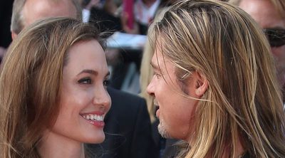 Angelina Jolie se borra los tatuajes relacionados con Brad Pitt