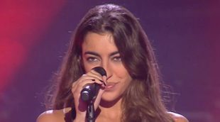 Claudia, la hija de Raquel Revuelta, sorprende en 'La Voz' y obliga a Melendi a cantar en inglés