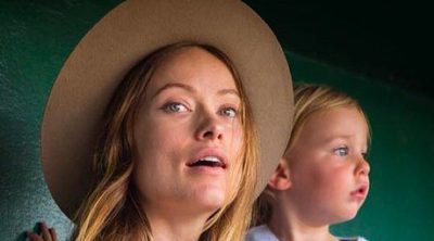 Olivia Wilde, una mamá feliz: así se divierte con su hijo Otis jugando con las hojas en Central Park