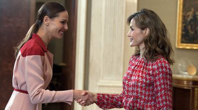 La Reina Letizia y Eva González, duelo de glamour en Zarzuela por una buena causa