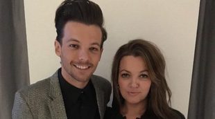 Dan Deakin, viudo de la madre de Louis Tomlinson, expresa unas palabras en nombre de su difunta esposa