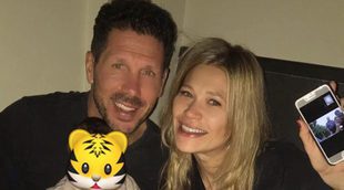 Carla Pereyra sopla las velas de su 30 cumpleaños junto a Simeone y Francesca