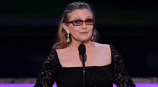 Debbie Reynolds revela que Carrie Fisher "está en condición estable" tras el ataque al corazón que sufrió