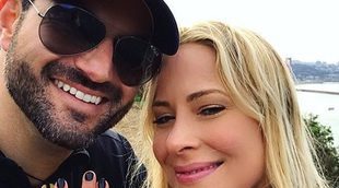 Brittany Daniel ('Las gemelas de Sweet Valley') anuncia su compromiso con Adam Touni