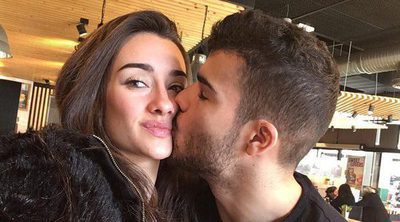 Pol y Adara ('GH 17') disfrutan juntos de la Navidad en Barcelona junto a la familia del luchador