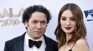 María Valverde y su novio Gustavo Dudamel celebran 2017 en el concierto de Año Nuevo de Viena