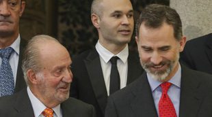 Los Reyes Juan Carlos y Sofía y el Rey Felipe y la Reina Letizia en los Premios Nacionales del Deporte