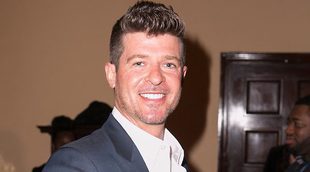 Nuevo revés judicial para Robin Thicke: solo podrá ver a su hijo acompañado por un trabajador social