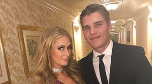 El actor Chris Zylka es el nuevo novio de Paris Hilton