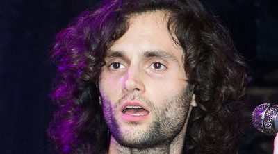 Penn Badgley se casa con Domino Kirke en una sencilla boda celebrada en Nueva York