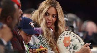 Beyoncé vuelve a lucir barriguita en una divertida sesión de fotos