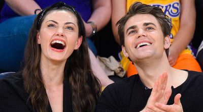 Paul Wesley y Phoebe Tonkin ('Crónicas Vampíricas') se reencuentran tras su ruptura