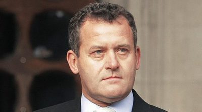 Paul Burrell, el mayordomo de Lady Di, se ha casado con Graham Cooper tras confesar su homosexualidad