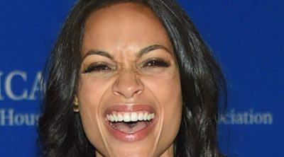 El doloroso momento de Rosario Dawson: encuentra muerta a su prima Vanez Inés Vásquez de solo 26 años