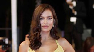 Irina Shayk vuelve a las alfombra roja luciendo cuerpazo dos meses después de ser madre