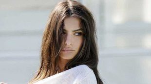 Emily Ratajkowski asegura que es rechazada en Hollywood por el volumen de sus pechos