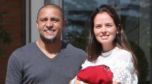 Roberto Carlos presenta a su noveno hijo, la segunda niña en común con su mujer Mariana Lucón