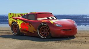 Los cameos de Fernando Alonso y Lewis Hamilton protagonizan este clip exclusivo de 'Cars 3'