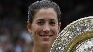 El Rey Juan Carlos o Antonio Banderas se rinden ante la victoria de Garbiñe Muguruza en Wimbledon