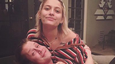 Paris Jackson y Macaulay Culkin se hacen un tatuaje idéntico