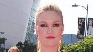 Julia Stiles muestra cómo evoluciona su embarazo con un selfie frente al espejo