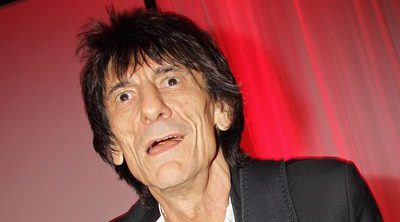 El Rolling Stone Ronnie Wood tiene cáncer de pulmón