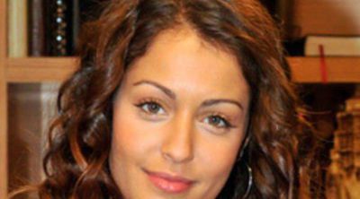 Aumentan los rumores de romance entre los actores Hiba Abouk y Jesse Johnson