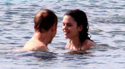 Rachel Bilson y Hayden Christensen, amor y relax en las playas de Barbados