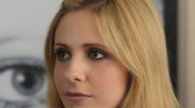 Sarah Michelle Gellar interpreta a las gemelas Siobahn y Bridget en 'Ringer'