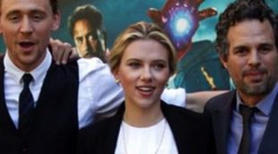 Chris Hemsworth, Scarlett Johansson y Mark Ruffalo visitan Roma ante el inminente estreno de 'Los Vengadores'