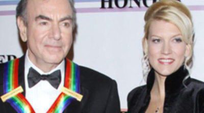 Neil Diamond se casa por tercera vez con su manager Katie McNeil