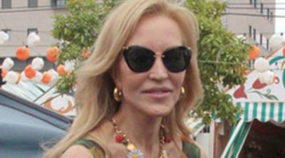 Ana Rosa Quintana, Carmen Lomana y María del Monte disfrutan de la Feria de Abril de Sevilla 2012