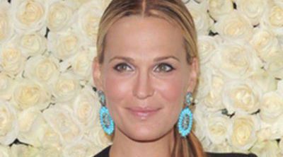 Molly Sims celebra su 'baby shower' un mes antes de dar a luz a su primer hijo