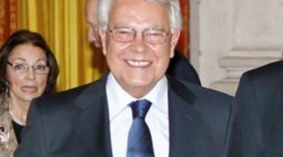 El expresidente del Gobierno Felipe González alaba el papel de la Monarquía Española