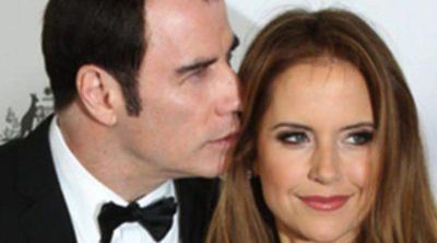 Kelly Preston, esposa de John Travolta, desvela que consumió alcohol y otras sustancias adictivas antes de ser madre