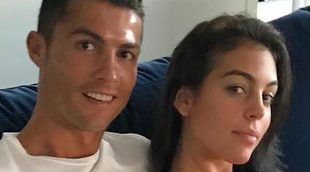 Cristiano Ronaldo comparte su primera foto en familia con Georgina Rodríguez y sus tres hijos