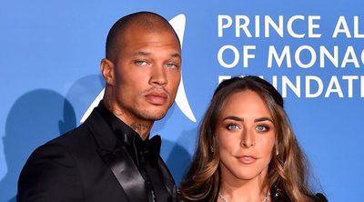 Jeremy Meeks presenta la demanda de divorcio contra su expareja y lo celebra con Chloe Green