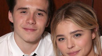 Brooklyn Beckham y Chloe Moretz pasean su amor por Dublín