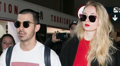 Sophie Turner y Joe Jonas anuncian su compromiso tras un año de relación