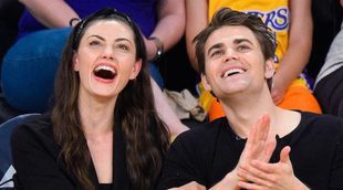 Paul Wesley y Phoebe Tonkin rompen su noviazgo diez meses después de reconciliarse