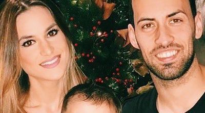 La tierna imagen de Sergio Busquets y Elena Galera con su hijo Enzo