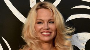 Pamela Anderson apoya la independencia catalana: "El Gobierno español ha sido totalmente idiota"